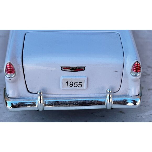 1955 Chevrolet Bel Air Diecast Model Car 1:24 Scale Red White Collectible 2 Tone - Picture 11 of 15